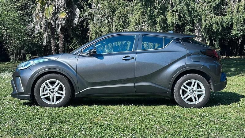 Usata Toyota C-HR Lounge 97 CV (71 kW) 2019 Grigio SUV