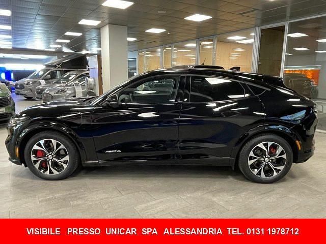 Usata Ford Mustang Mach-E Standard Range 197 kW (269 CV) 2022 Nero SUV
