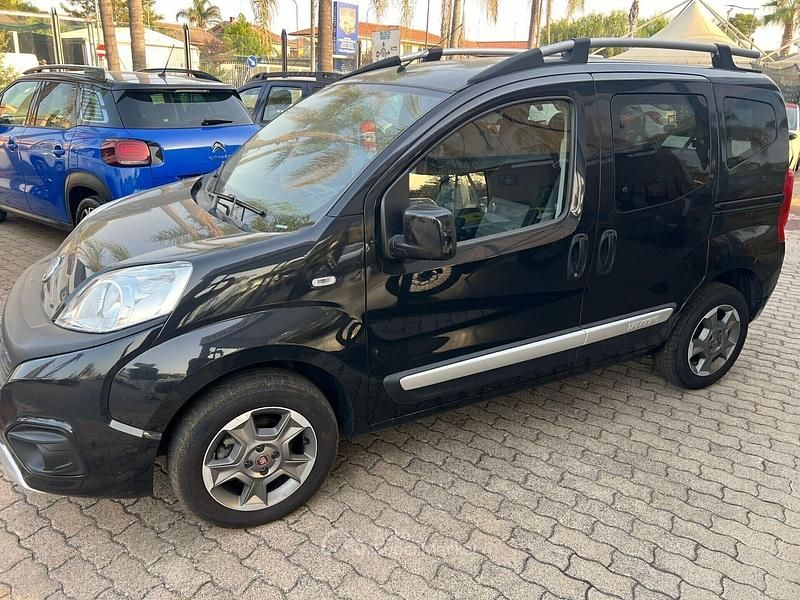 Usata Fiat Qubo Trekking 80 CV (58 kW) 2019 Nero Monovolume