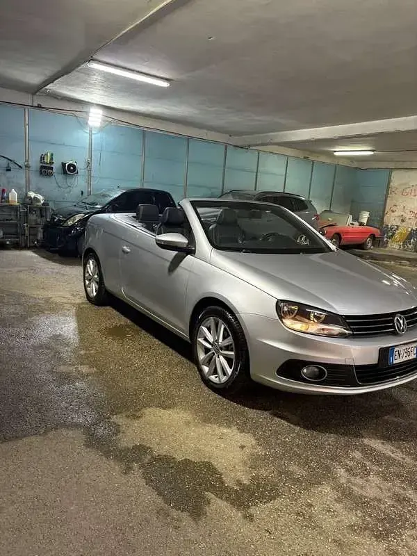 Usata VW Eos 122 CV (89 kW) 2012 Cabrio