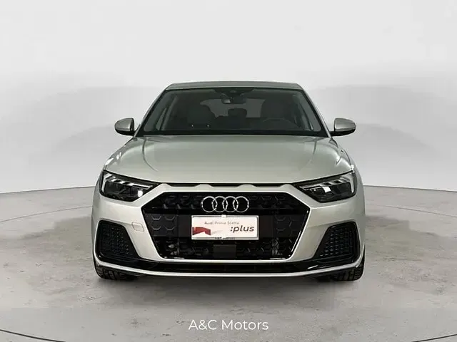 Usata Audi A1 Sportback Advanced 95 CV (69 kW) 2025 Argento Utilitaria