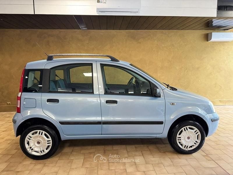 Usata Fiat Panda Dynamic 60 CV (44 kW) 2009 Blu Utilitaria