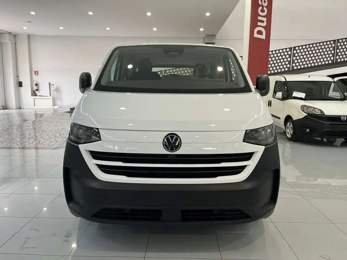 Nuova VW Caravelle Life 110 CV (80 kW) 2025 Bianco Furgone