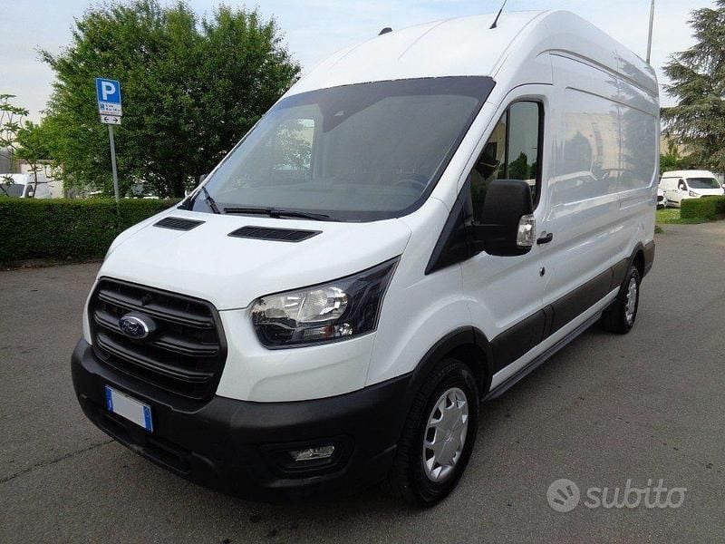 Usado Ford Transit Trend 170 CV (125 kW) 2022 Blanco Van