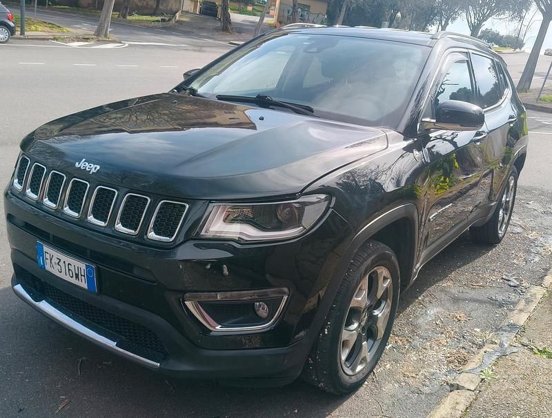 Usata Jeep Compass Opening Edition 140 CV (102 kW) 2017 Nero SUV