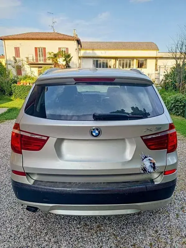 Usata BMW X3 184 CV (135 kW) 2010 Oro SUV