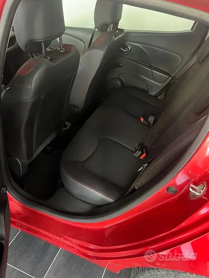 Usata Renault Clio IV Dynamique 75 CV (55 kW) 2013 Rosso Berlina