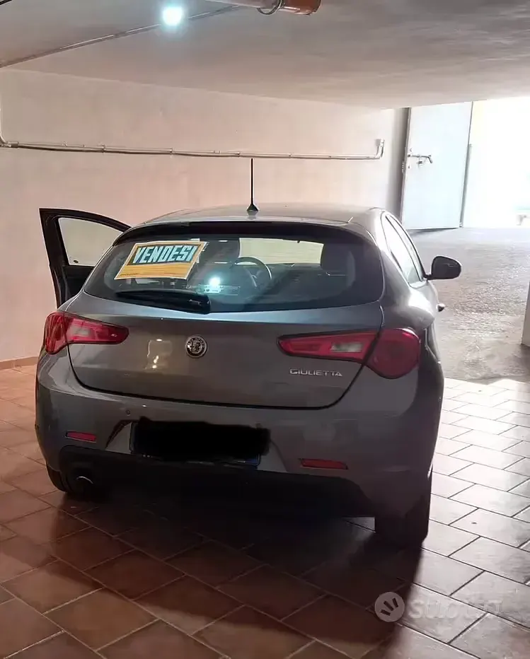 Usata Alfa Romeo Giulietta 120 CV (88 kW) 2018 Utilitaria