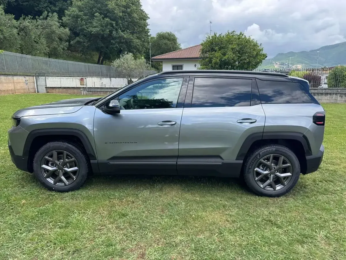 Nuova Jeep Compass 136 CV (100 kW) 2026 Nero SUV