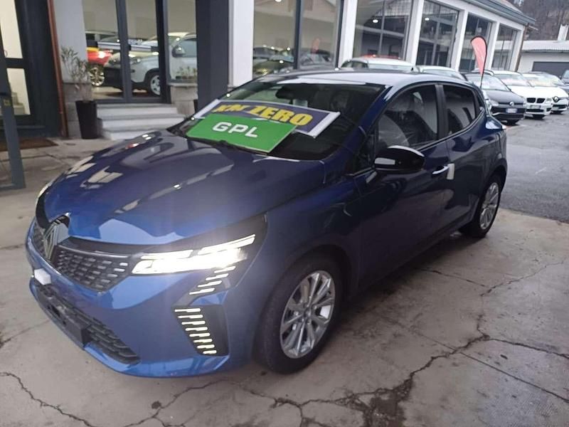 Nuova Renault Clio V 101 CV (74 kW) 2026 Blu/azzurro Berlina