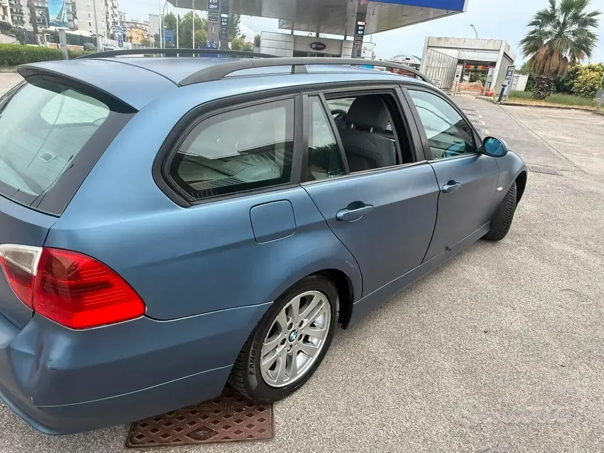 Usata BMW 318 M Sport 116 CV (85 kW) 2009 Bluazzurro Station wagon