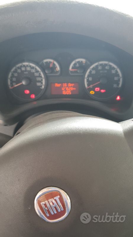 Usata Fiat Panda 60 CV (44 kW) 2010 Marrone Utilitaria