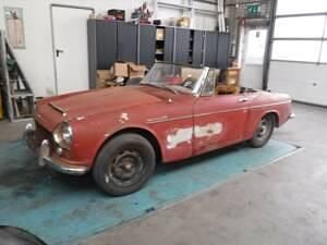 Rosso Usata 1966 Datsun 1600 Cabrio | 6950 € - Immagine 1/4