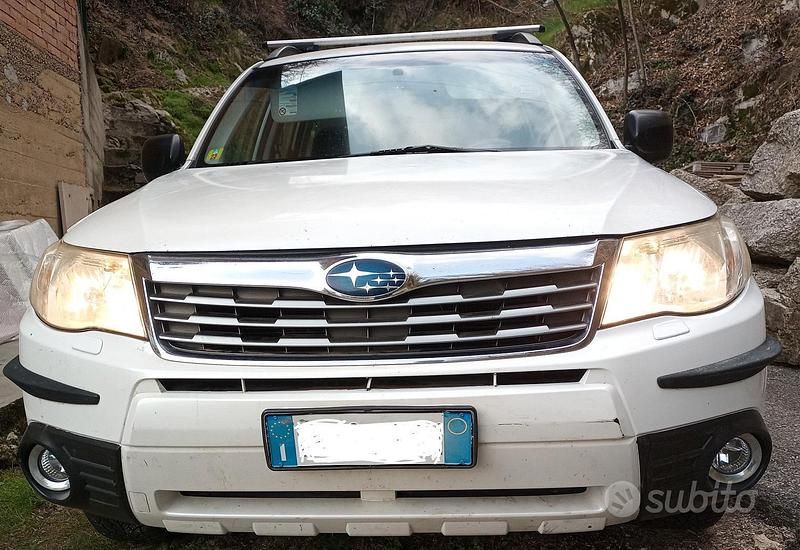 Usata Subaru Forester 150 CV (110 kW) 2010 Bianco SUV