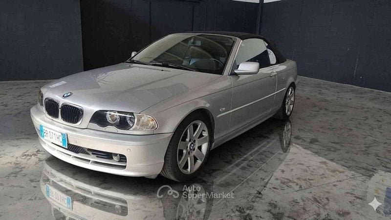 Usata BMW 320 Cabriolet 170 CV (125 kW) 2001 Argento Cabrio