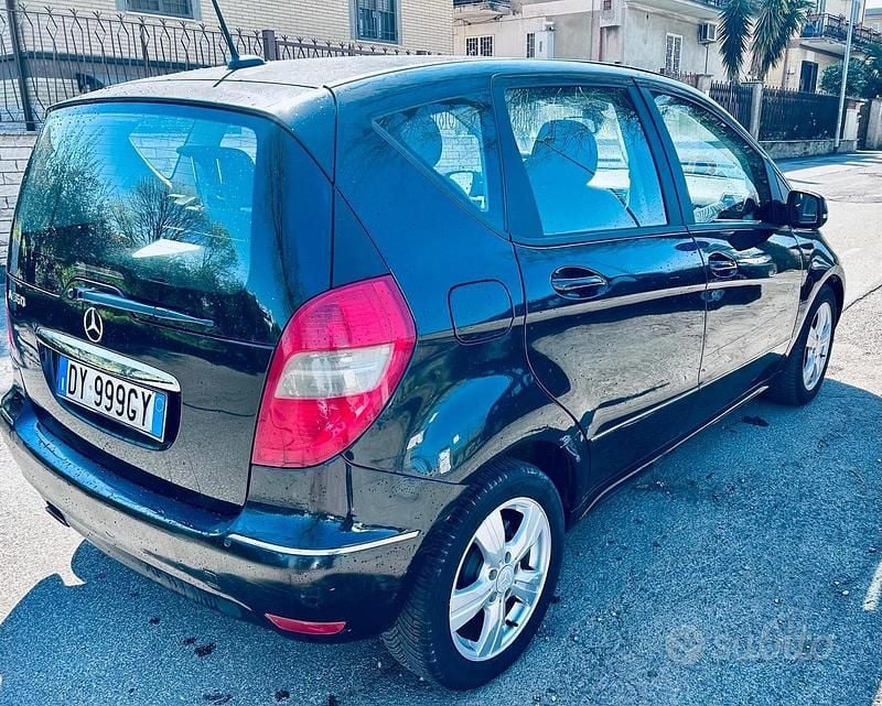 Usata Mercedes A160 Elegance 95 CV (69 kW) 2009 Nero Berlina