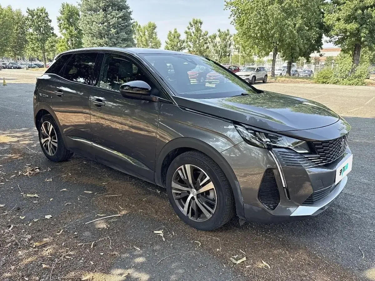 Usata Peugeot 3008 Allure 300 CV (220 kW) 2022 Grigio SUV