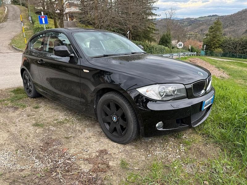 Usata BMW 118 M Sport 143 CV (105 kW) 2010 Nero Utilitaria
