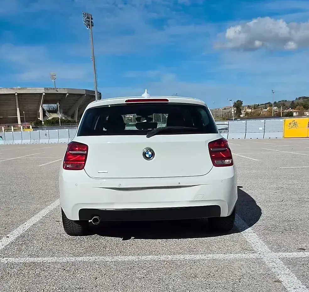 Usata BMW 120 184 CV (135 kW) 2013 Bianco Utilitaria