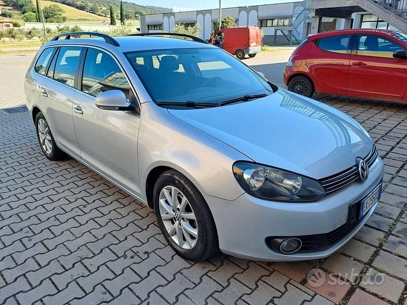 Usata VW Golf 105 CV (77 kW) 2011 Grigio Station wagon
