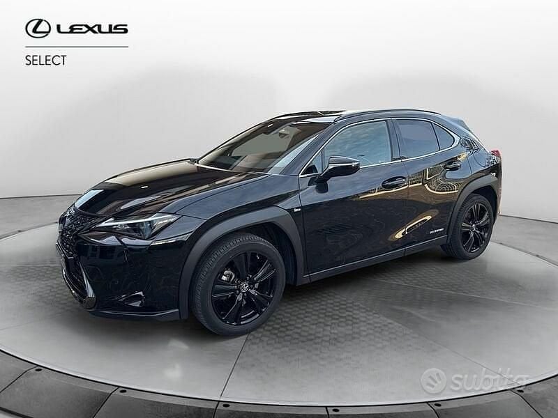 Usata Lexus UX 183 CV (134 kW) 2021 Nero SUV