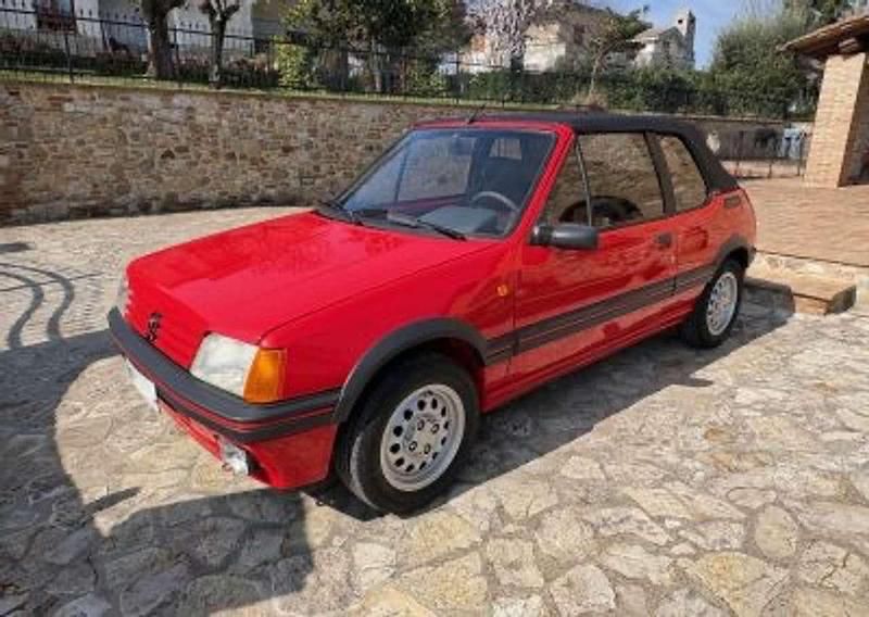 Usata Peugeot 205 113 CV (83 kW) 1988 Rosso vallelunga Berlina