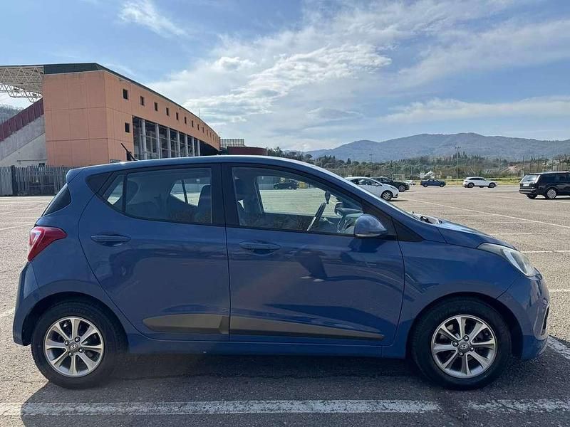 Usata Hyundai i10 Classic 67 CV (49 kW) 2016 Blu/azzurro Utilitaria