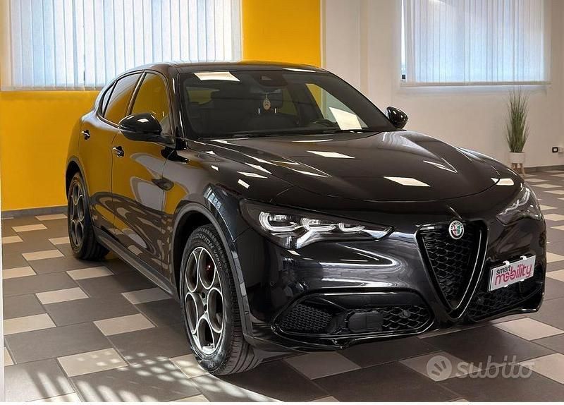 Usata Alfa Romeo Stelvio Sprint 210 CV (154 kW) 2023 Nero SUV