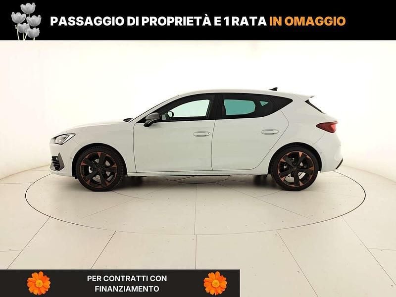 Usata Cupra Leon 150 CV (110 kW) 2024 Bianco nevada Berlina