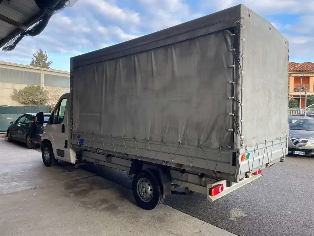 Usata Peugeot Boxer 150 CV (110 kW) 2015 Bianco Furgone