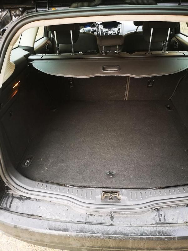 Usata Ford Focus 115 CV (84 kW) 2014 Nero Berlina