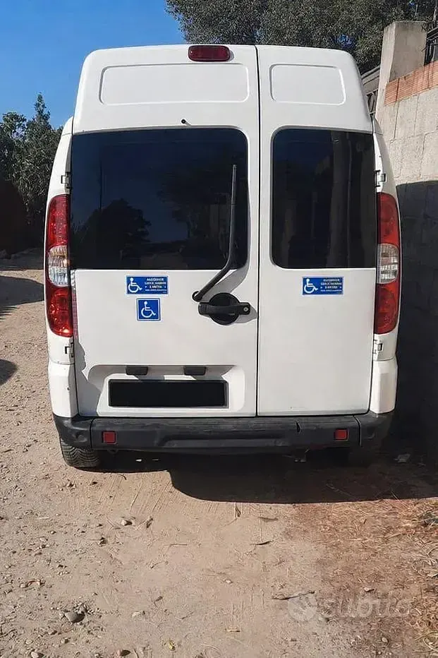 Usata Fiat Doblò 69 CV (50 kW) 2006 Bianco Monovolume