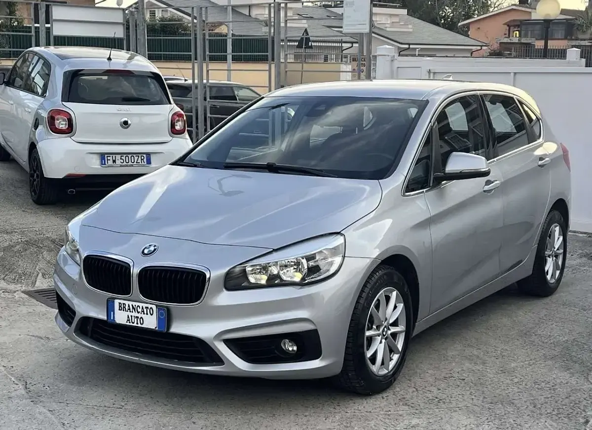 Usata BMW 218 Active Tourer 136 CV (100 kW) 2017 Argento Monovolume
