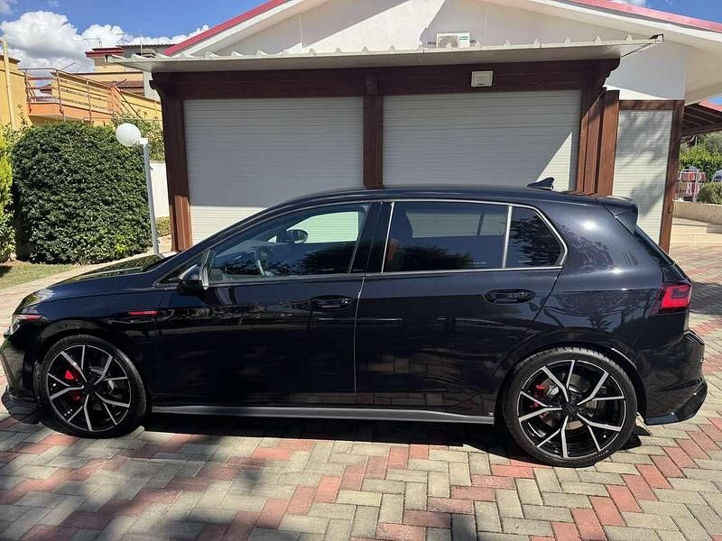 Usata VW Golf VIII GTI 245 CV (180 kW) 2023 Berlina