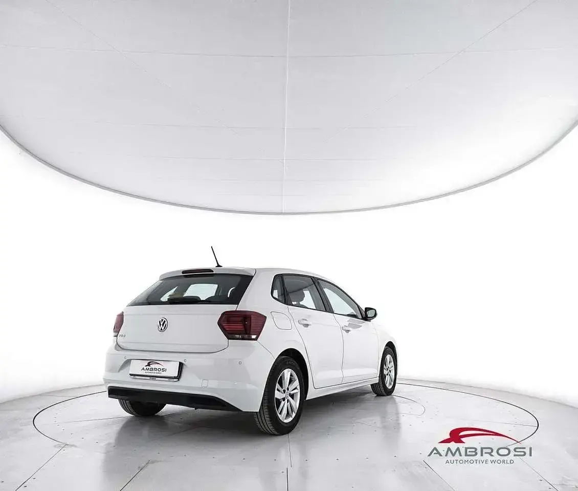 Usata VW Polo Comfortline 80 CV (58 kW) 2019 Bianco Utilitaria