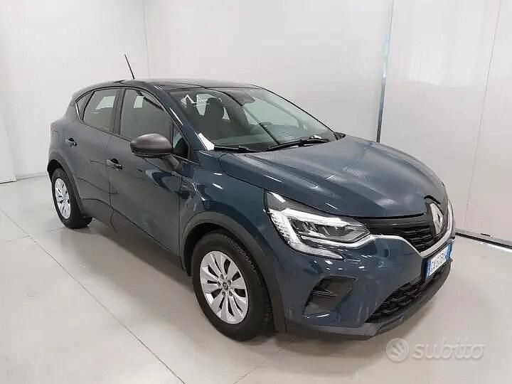 Usata Renault Captur Life 100 CV (73 kW) 2020 Grigio SUV