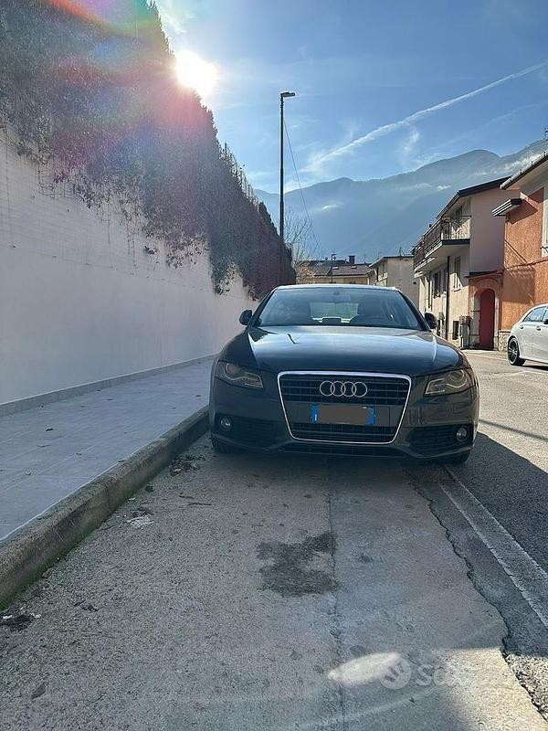 Usata Audi A4 Advanced Plus 143 CV (105 kW) 2009 Grigio Berlina