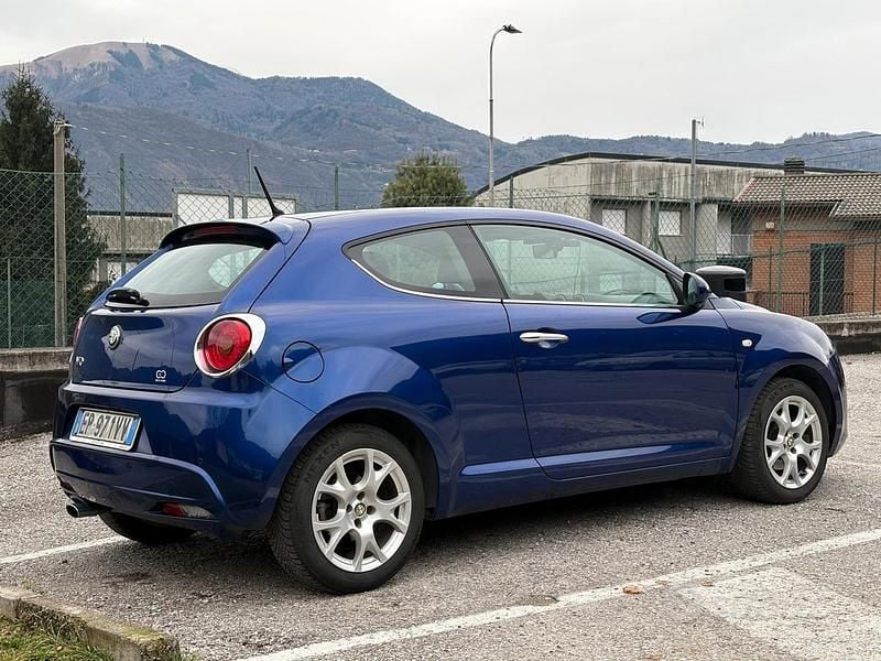 Usata Alfa Romeo MiTo Distinctive 120 CV (88 kW) 2013 Blu Utilitaria
