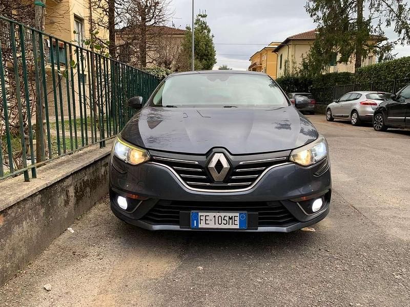 Usata Renault Mégane IV Intens 110 CV (80 kW) 2016 Blu/azzurro Berlina