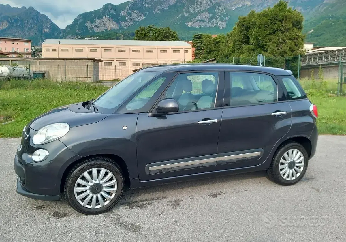 Usata Fiat 500L Lounge 85 CV (62 kW) 2013 Grigio Monovolume
