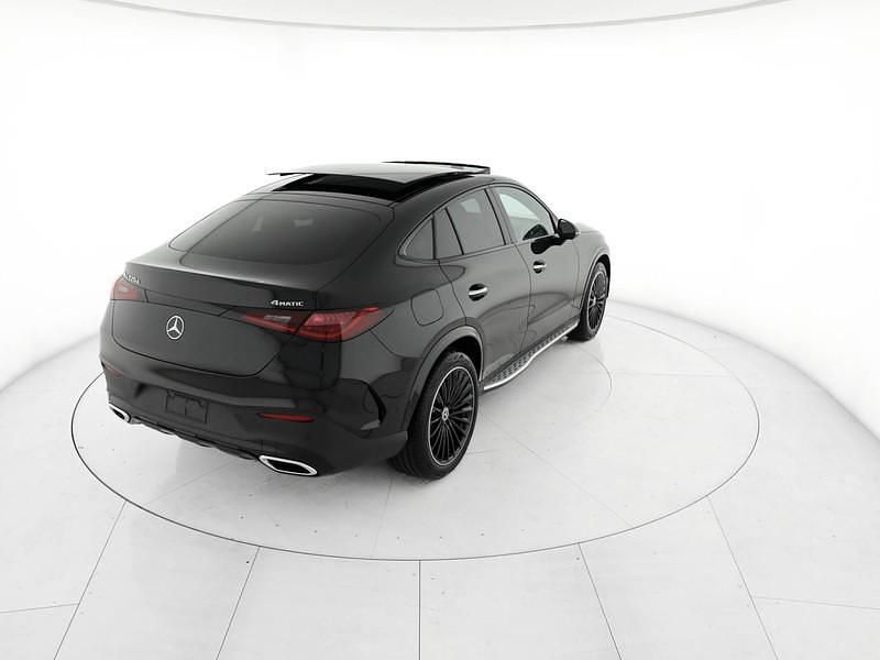 Nuova Mercedes GLC220 Advanced 197 CV (144 kW) 2026 Nero Coupé