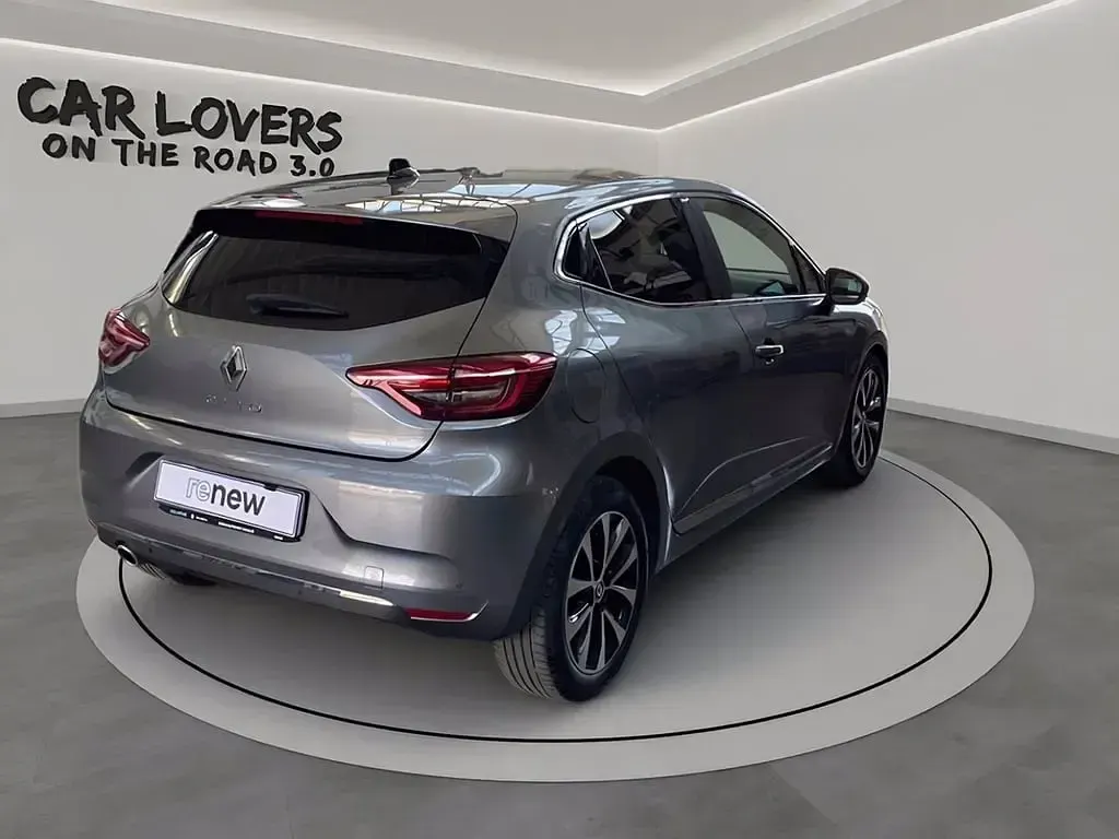 Usata Renault Clio Intens 101 CV (74 kW) 2022 Grigio scuro Utilitaria