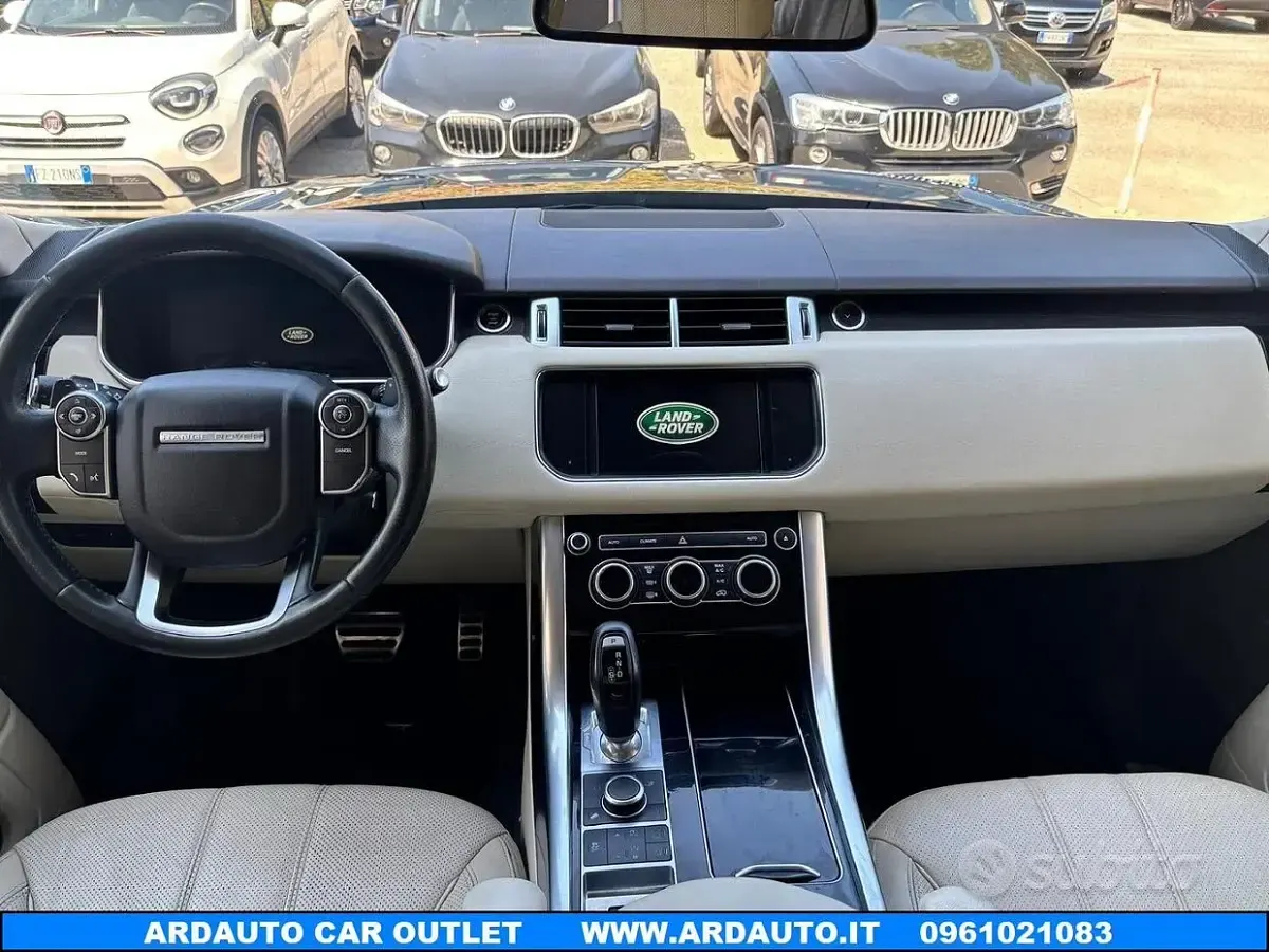 Usata Land Rover Range Rover HSE Dynamic 249 CV (183 kW) 2015 Nero SUV