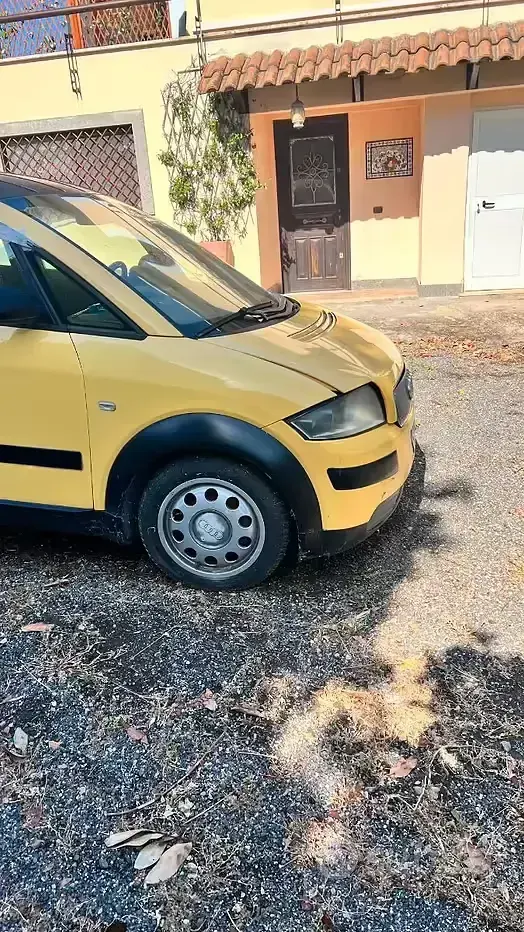 Usata Audi A2 75 CV (55 kW) 2004 Giallo Utilitaria