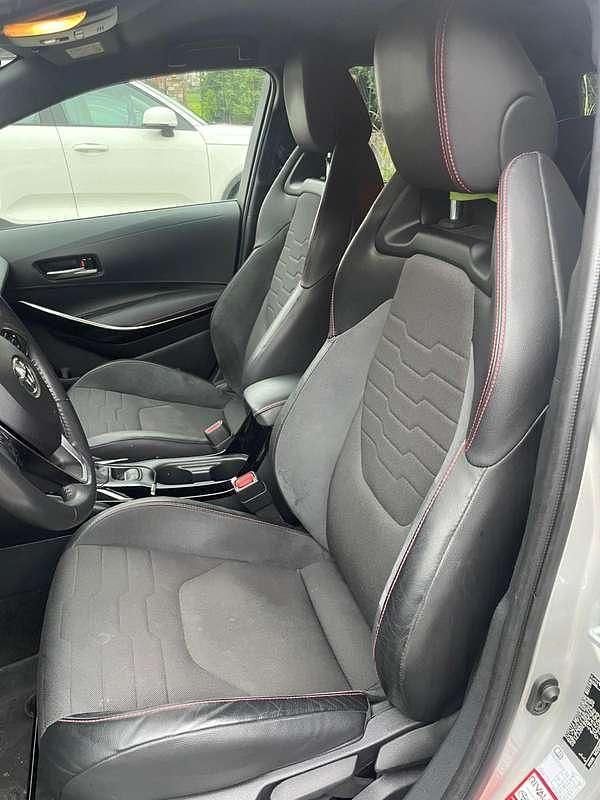 Usata Toyota Corolla Lounge 184 CV (135 kW) 2021 Argento Station wagon