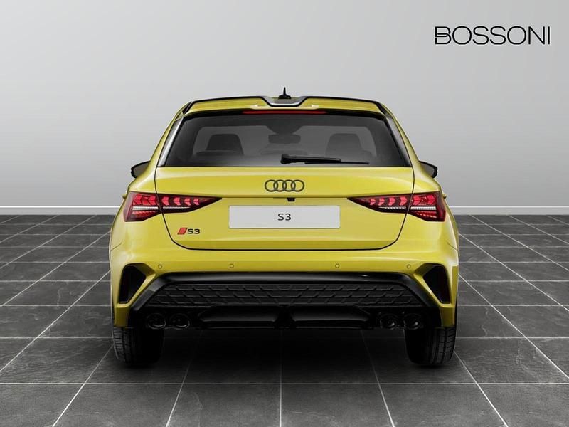 Nuova Audi S3 Ambiente 333 CV (244 kW) 2025 Giallo Berlina