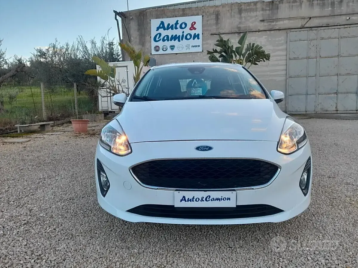 Usata Ford Fiesta S 86 CV (63 kW) 2020 Bianco Utilitaria