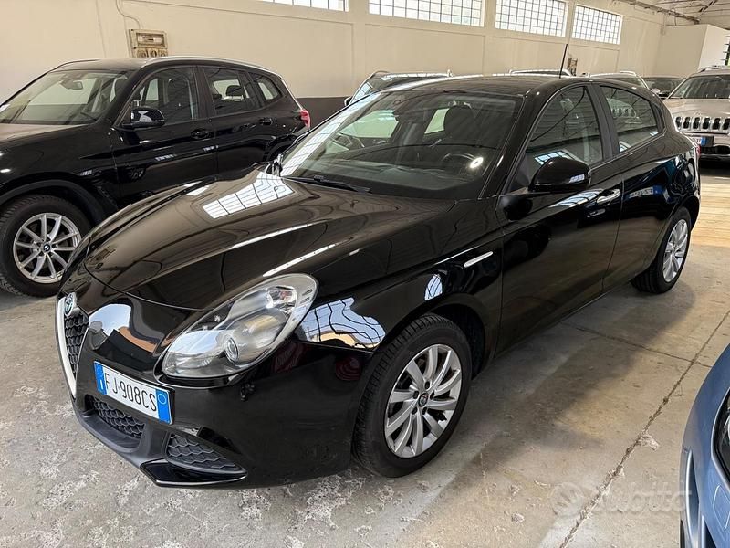 Usata Alfa Romeo Giulietta 120 CV (88 kW) 2017 Nero Utilitaria