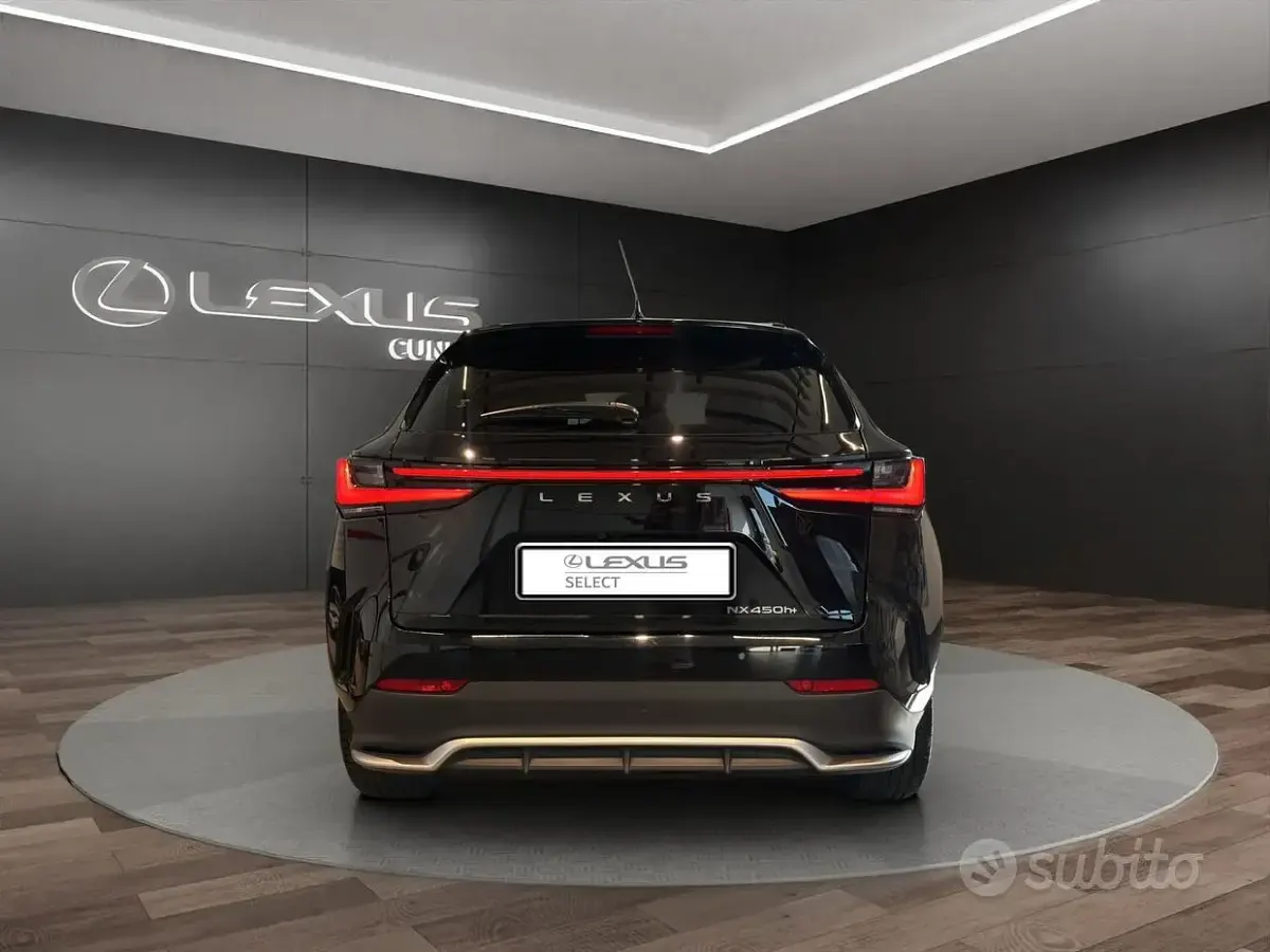 Usata Lexus NX450h+ Sport Line 309 CV (227 kW) 2023 Black met SUV