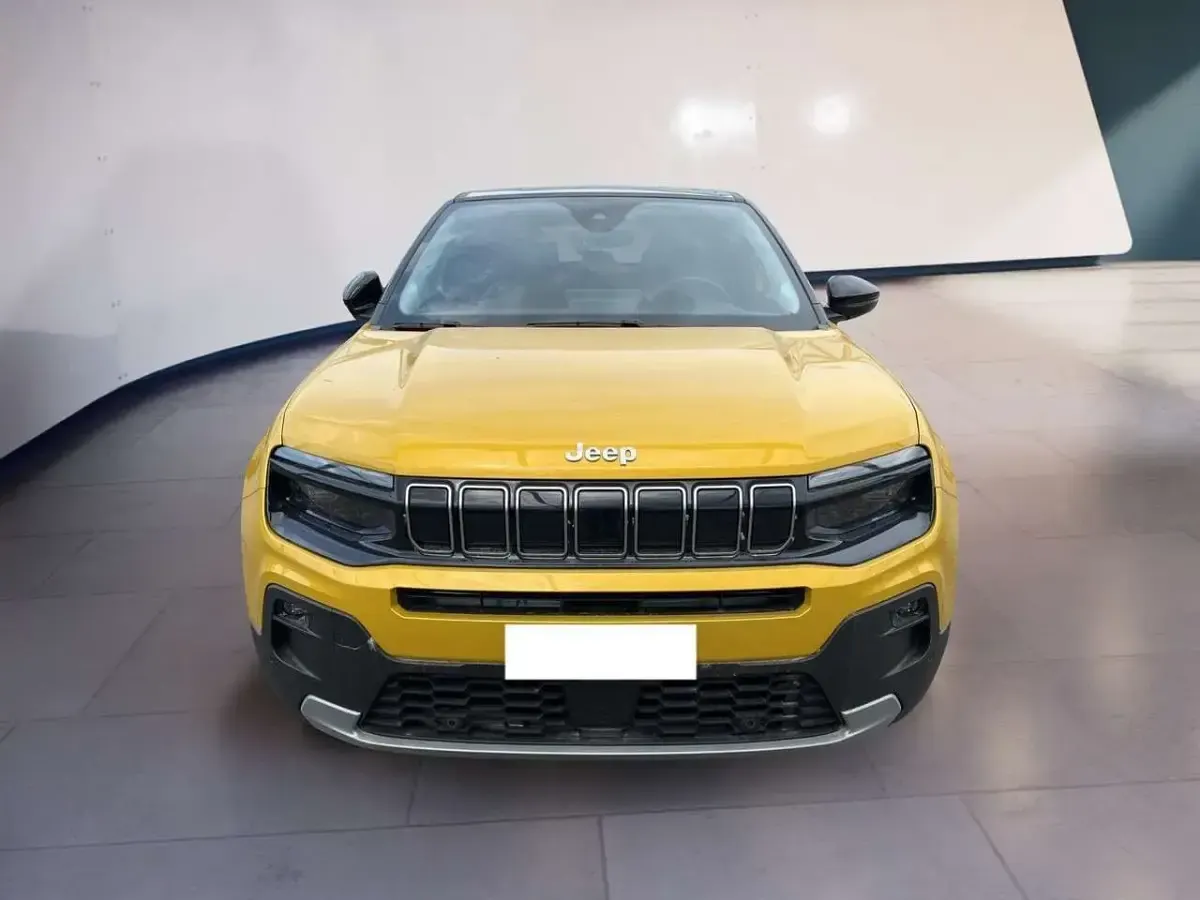 Usata Jeep Avenger Summit 110 CV (80 kW) 2024 Giallo SUV